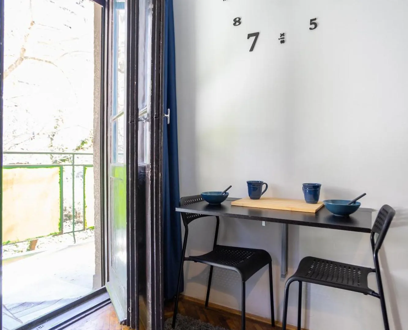 Newberry Apartment With Balcony ブダペスト